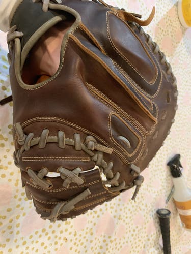 Catcher's 31.5" Mako Legacy Baseball Glove