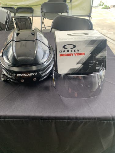 Bauer helmet With Visor