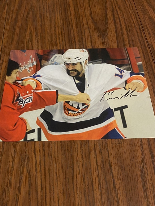 New York Islanders Trevor Gillies Autographed 8x10 Photo