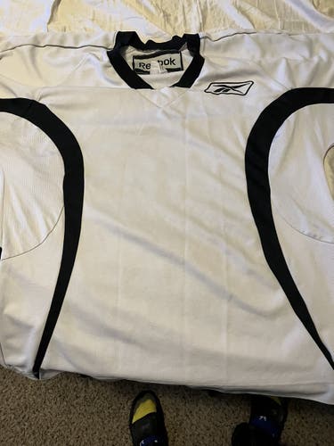 White Men's Large Reebok  Jersey