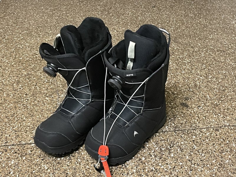Snowboard Boots Used Men's Size 8.0 (Women's 9.0) Burton Moto Medium Flex All Mountain