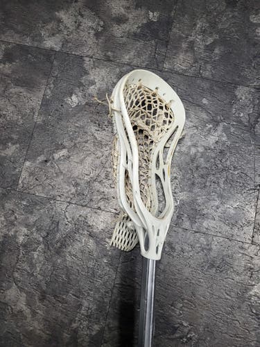 Warrior Strung Evo Pro X6 on Kryptolyte