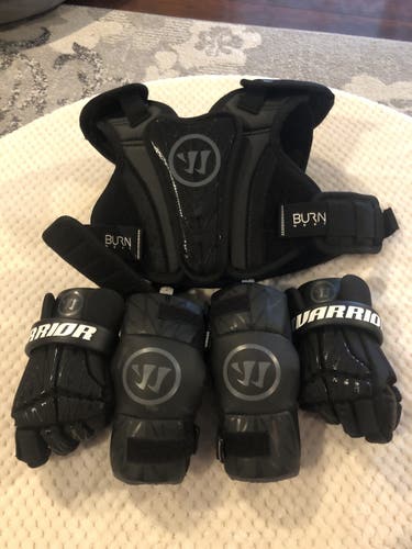 Shoulder Pads Used Small Warrior Burn Next