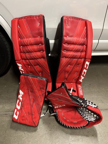 Custom CCM 32 +1 Extreme Flex 4 Red/Black Full Set
