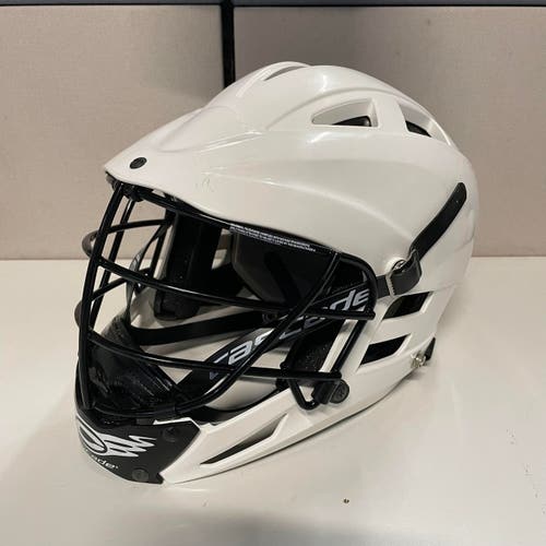 White Used Youth Cascade CS-R Helmet (One Size Fits Most)