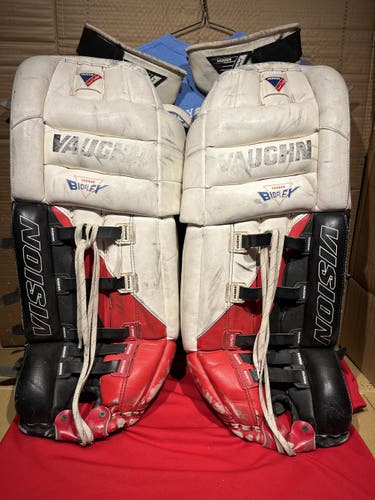 Used 31" Vaughn Vision Leg Pads