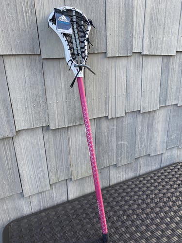 New Women’s deBeer Demise Shaft With Adidas Halt Lacrosse Head