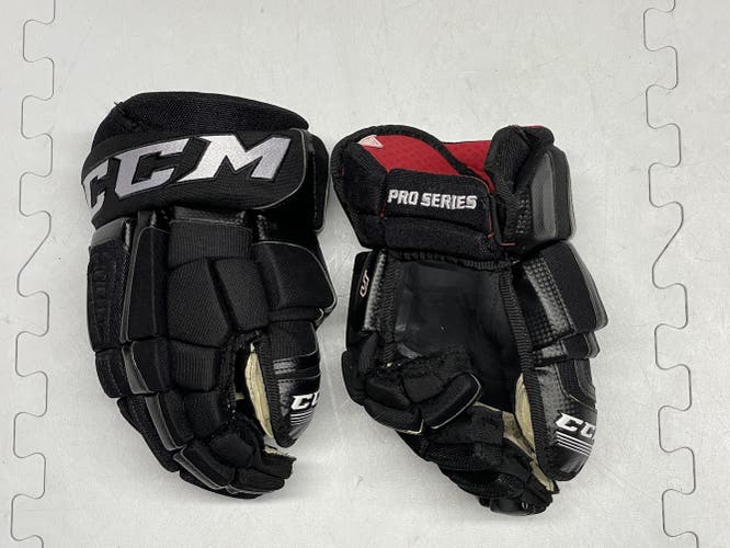 CCM U+ Pro Series 14" Gloves (Black)