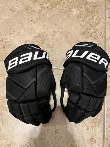 Bauer 11"  Vapor X700 Gloves