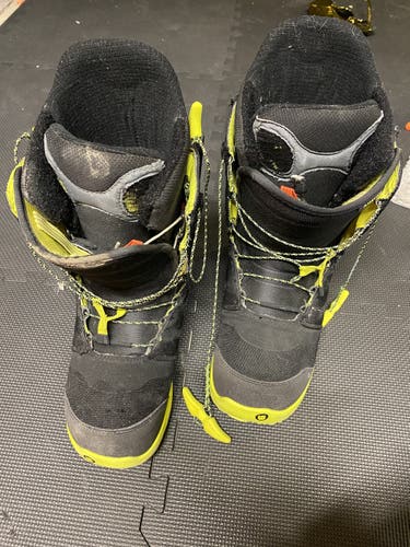 Snowboard Boots Used Men's Burton Ambush Medium Flex All Mountain