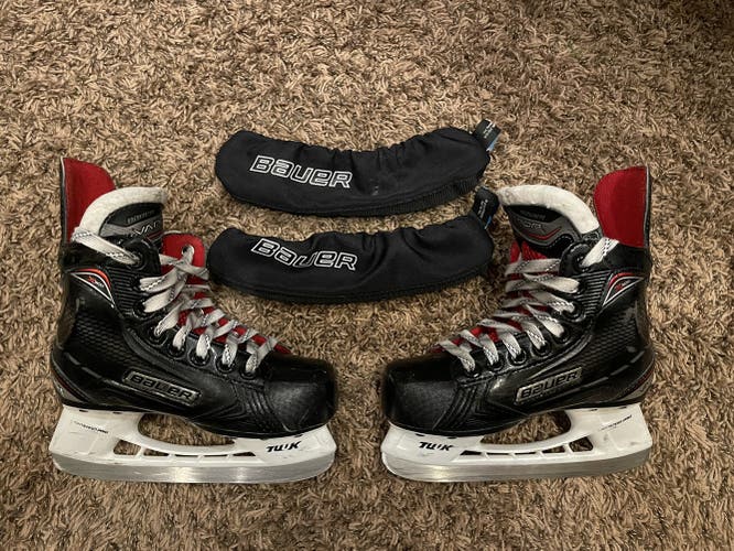 Youth Bauer Regular Width Size 12 Vapor X500 Hockey Skates