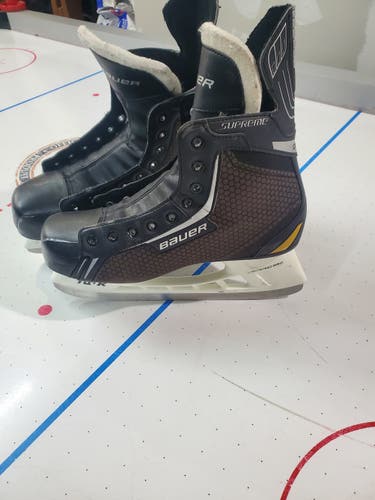 Hockey Skates Senior Used Bauer Supreme One.4 Regular Width Size 10