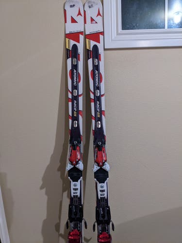 Used 176 Atomic Redster GS With Bindings Max Din 16