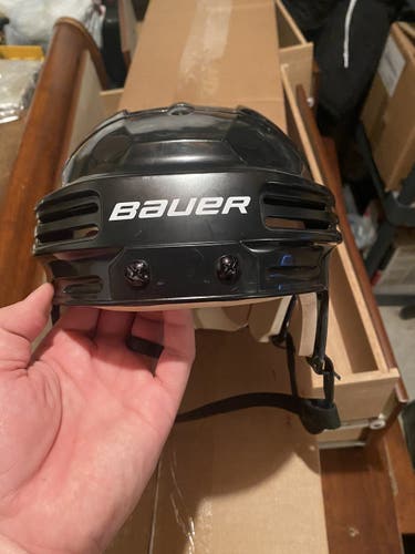 Bauer 4500 large black helmet