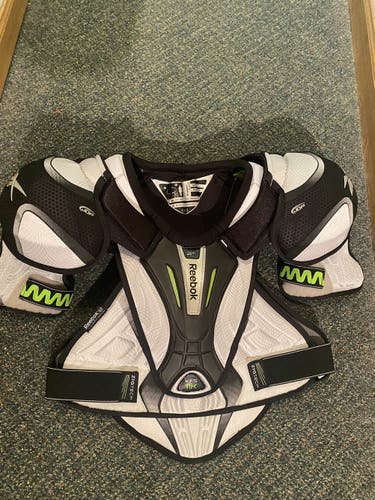 Reebok 11k KFS shoulder pads