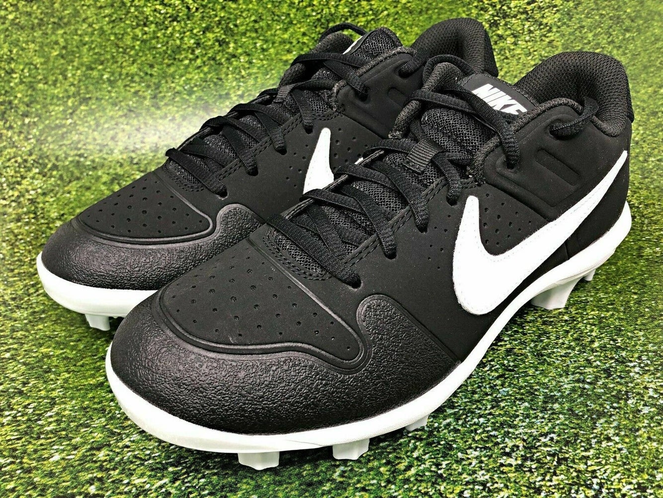 alpha huarache varsity low mcs
