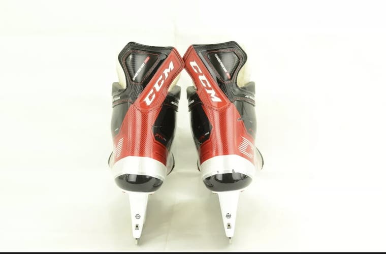 Senior CCM Regular Width Pro Stock Size 10.5 JetSpeed FT4 Pro Hockey Skates