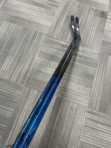 New 2 Left Hand P14 Nexus 2N Pro Hockey Stick