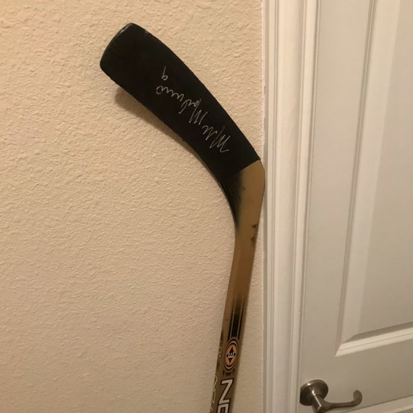 Best Easton Mako M2 Junior Composite Hockey Stick Used One Season. Good For  Kids Under 12. This Stick Was $159 Brand Newasking 60 Bucks for sale in  Quinte West, Ontario for 2023