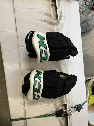 Gloves Used CCM HG45C 13"