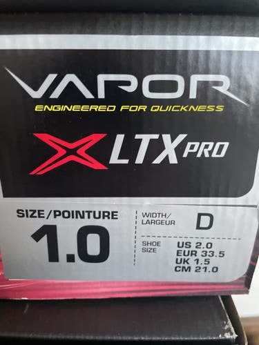 Hockey Skates Junior New Bauer Vapor XLTX Pro Regular Width Size 1