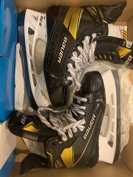 Senior Bauer Size 9.5 Supreme UltraSonic Hockey Skates