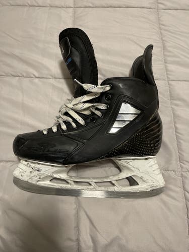 Senior True Regular Width Pro Stock Size 10 Pro Custom Hockey Skates