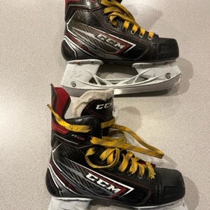 Hockey Skates Junior Used CCM JetSpeed FT460 Regular Width Size 3