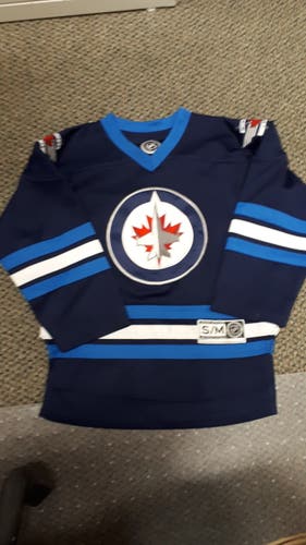 Winnipeg Jets Youth Small/Medium Reebok Jersey