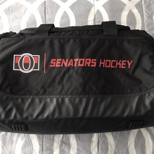**FINAL 2 bags** Ottawa Senators team issued NHL coaches / duffle bag