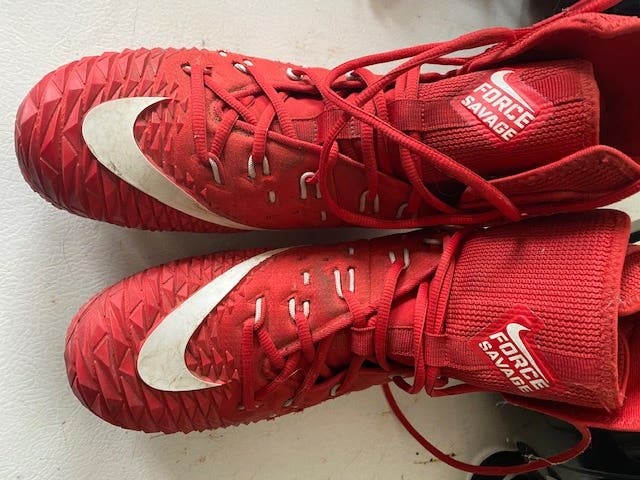 Red Men's Adult Used Size 9.0 (Women's 10) Molded Cleats Nike High Top Force Savage
