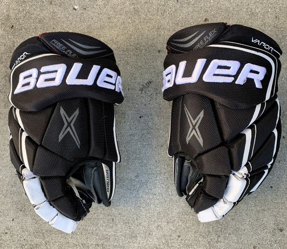 Bauer Vapor X900 Lite Senior Gloves 13” Black