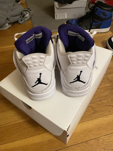 Men's Size 11 (Women's 12) Air Jordan Shoes