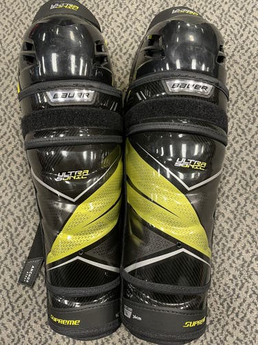 Bauer Supreme Ultrasonic 14” shin guards