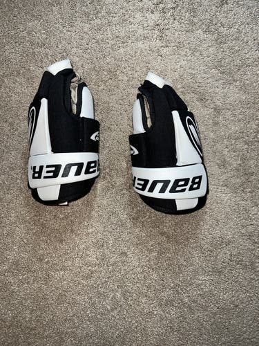 Bauer Hockey Gloves