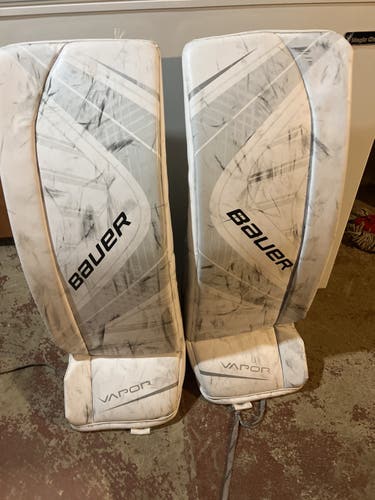 Bauer vapor x700 SR Small