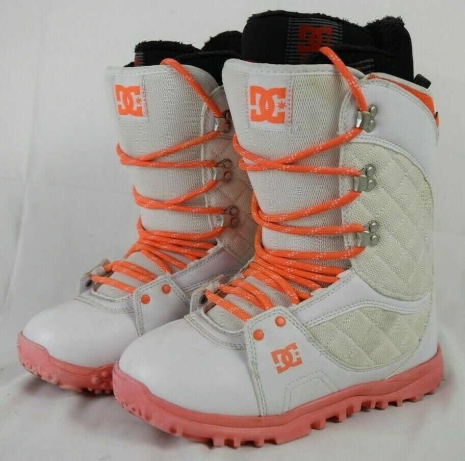 womens snowboard boots size 6