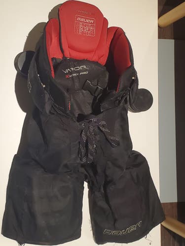 Hockey Pants Senior Used Small Bauer