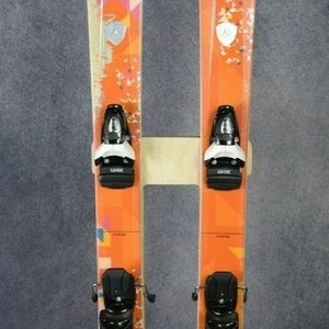 DYNASTAR EXCLUSIVE EDEN SKIS SIZE 158 CM WITH LOOK BINDINGS