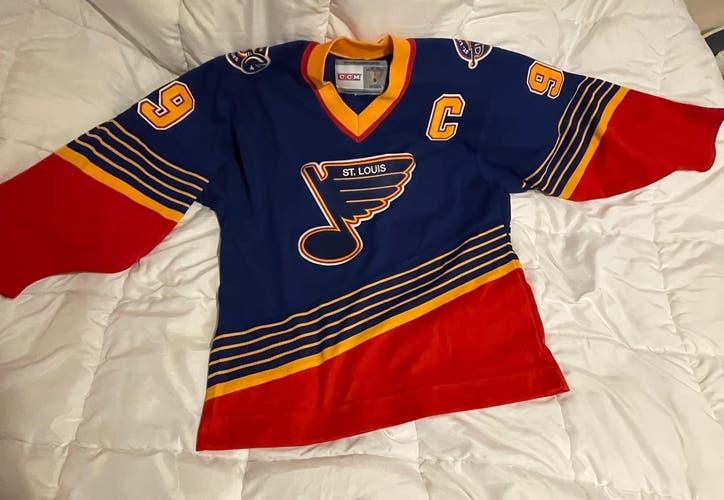 St. Louis Blues Vintage Wayne Gretzky Jersey CCM