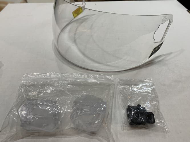 CCM Visor VR24T Straight Cut With Clips Like New