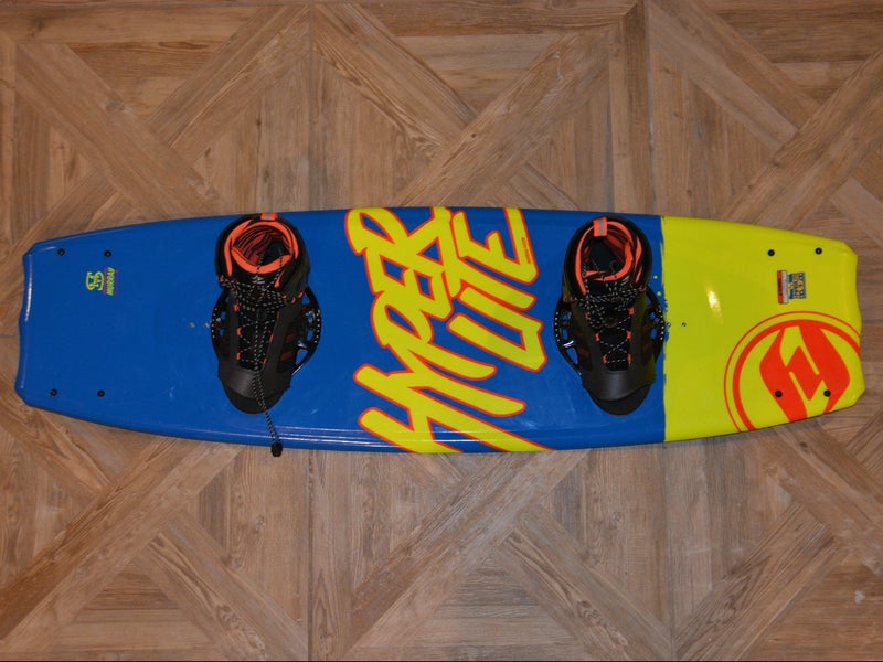 Hyperlite Murray Wakeboard 2015 142mm w/ Team OT Boots Red 10-14