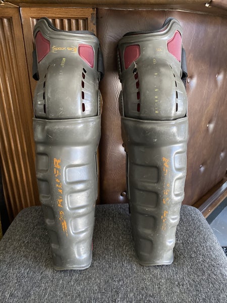 Bauer SGX 90 16” Shin Pads