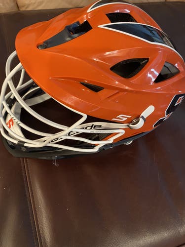 Player's Cascade S Helmet