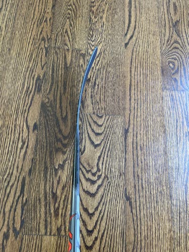 Junior Left Hand Mid Pattern  Vapor FlyLite Hockey Stick