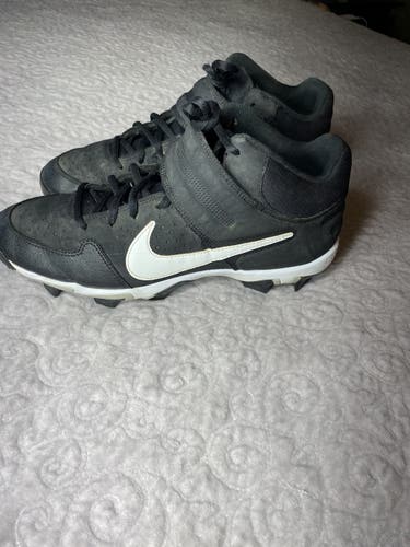 Nike Baseball Cleats