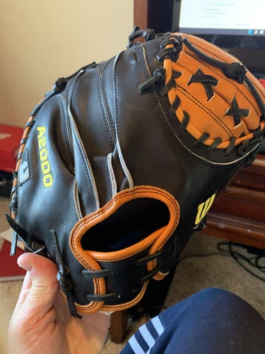 Baseball Glove New Wilson Right Hand Throw Catcher's A2000 32.5"