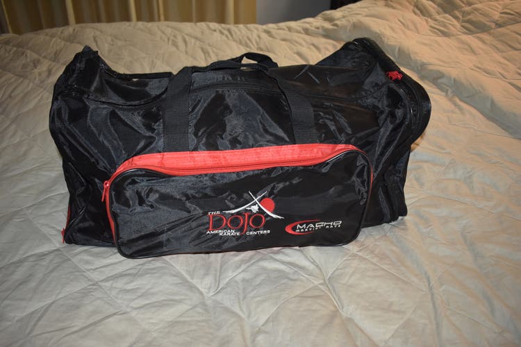 Best Martial Arts Gear Bag, Red/Black - Great Condition!