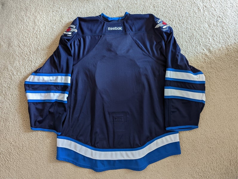 NWT Winnipeg Jets Men's Sm Reebok Jersey