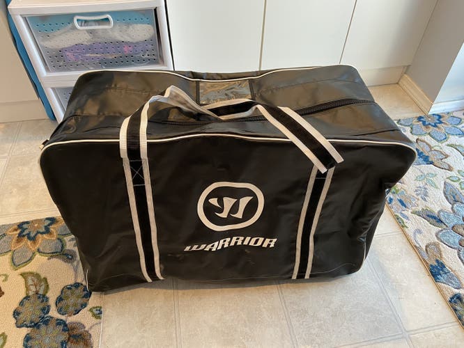 Used Warrior Navy Player Bag